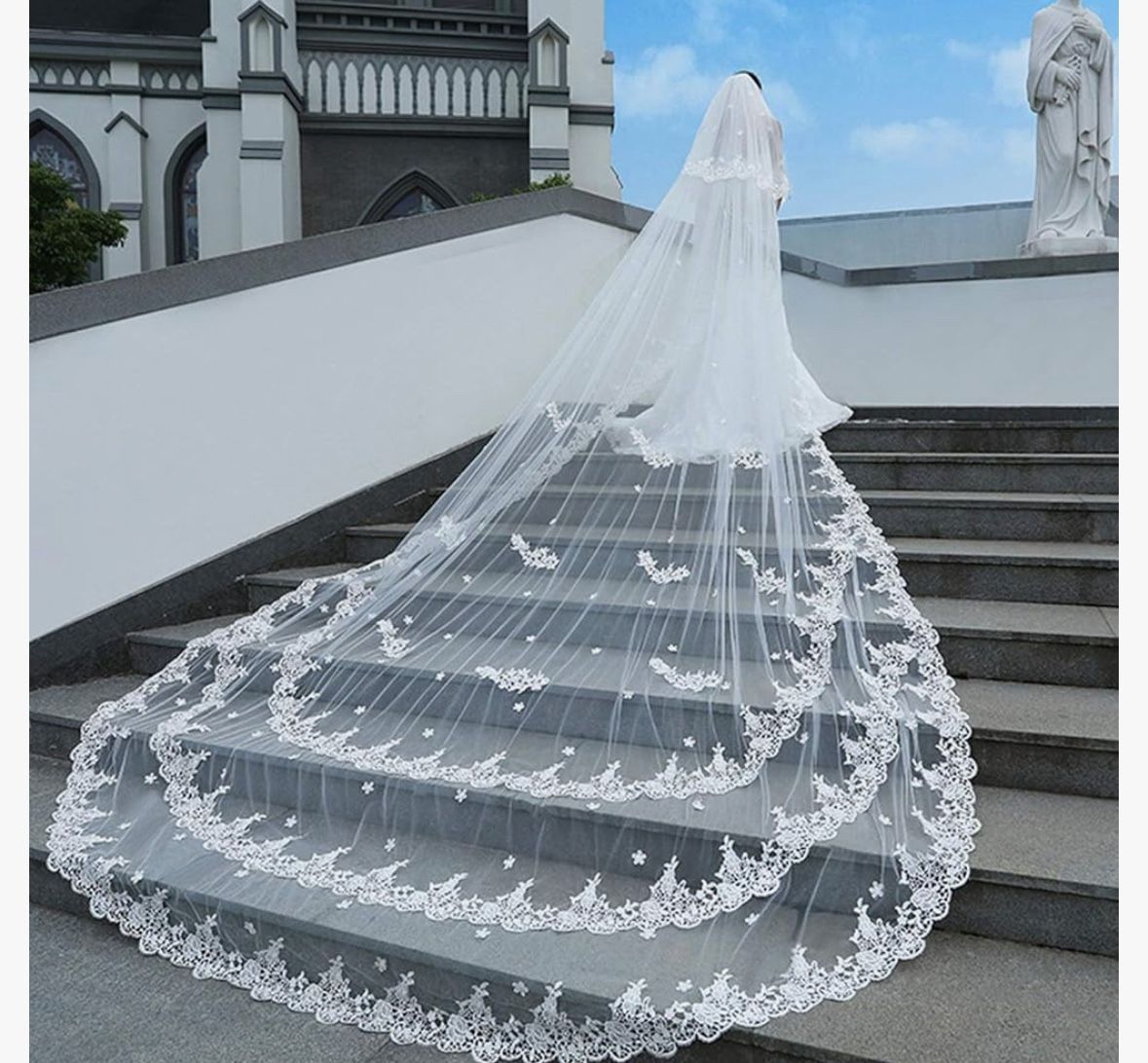 Elegant White/Ivory Lace Wedding Veil