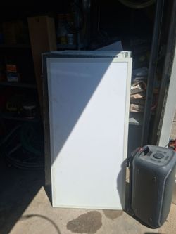 Lithonia 2x4 LED Flat Panel Light 4000K - Working.