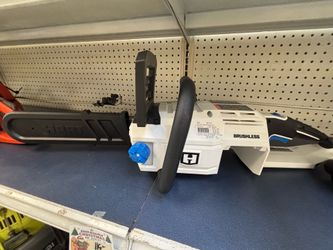 White HART Chainsaw