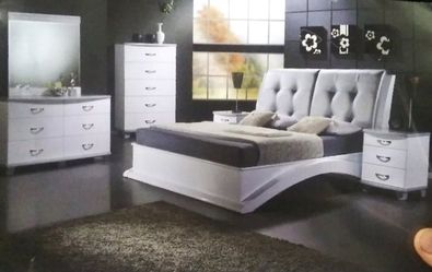 Bedroom set