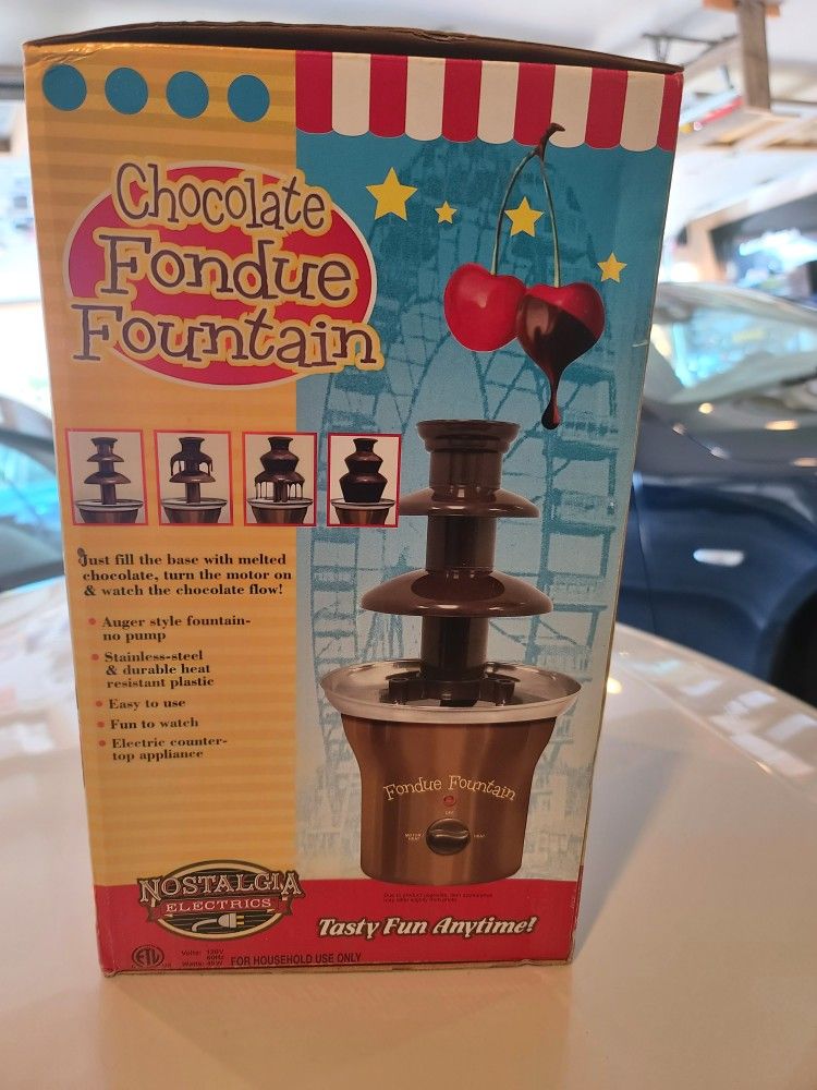 Chocolate Fountain and Fondue