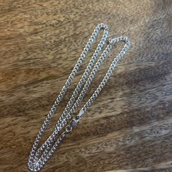 18” 2.5mm Silver Chain 
