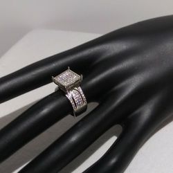 New Women's Customized Lab Ring
