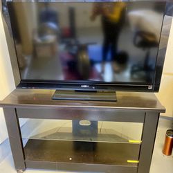 40 Inch LCD Sony Bravia TV with TV Stand