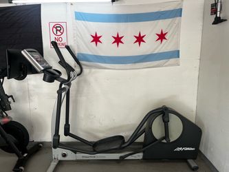 Life fitness elliptical