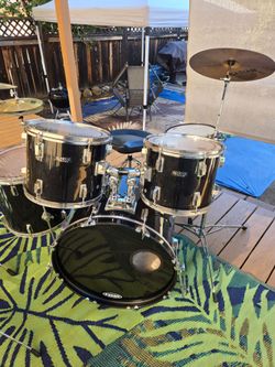 Drum set, full, adult, extra accessories