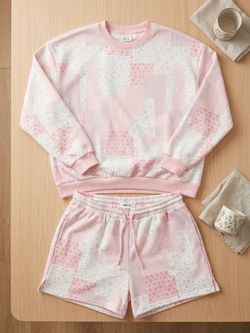 women's 2-piece Patchwork Bloom lounges. Sweatshirt and short size XL