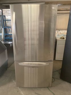 Fridge LG good condition 90 days warranty Refry LG buenas Condiciones 90 dias de Garantia