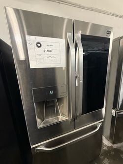 LG French Door Refrigerator with InstaView