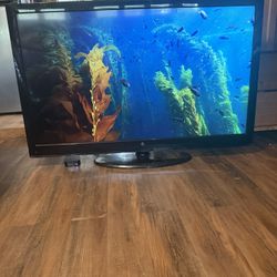 60” Westinghouse tv 