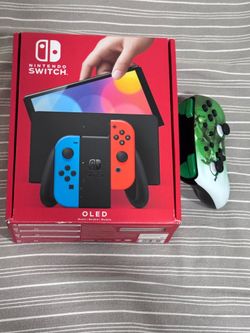 Nintendo Switch Oled and controller