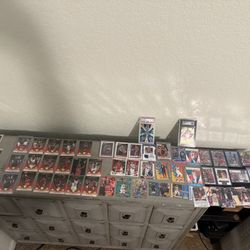 Basketball And Football Cards 