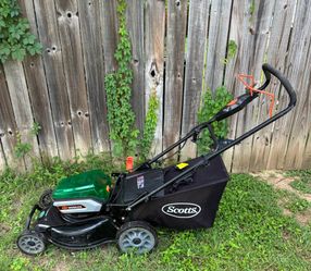 Scotts Outdoor Power 19 inch 40-volt cordless Lawnmower