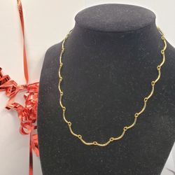 10k Gold Plated vintage Necklace 15"IN, Gorgeous style NWOT
