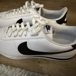 Brand New Men’s Size 11 