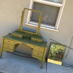 Vintage Vanity 