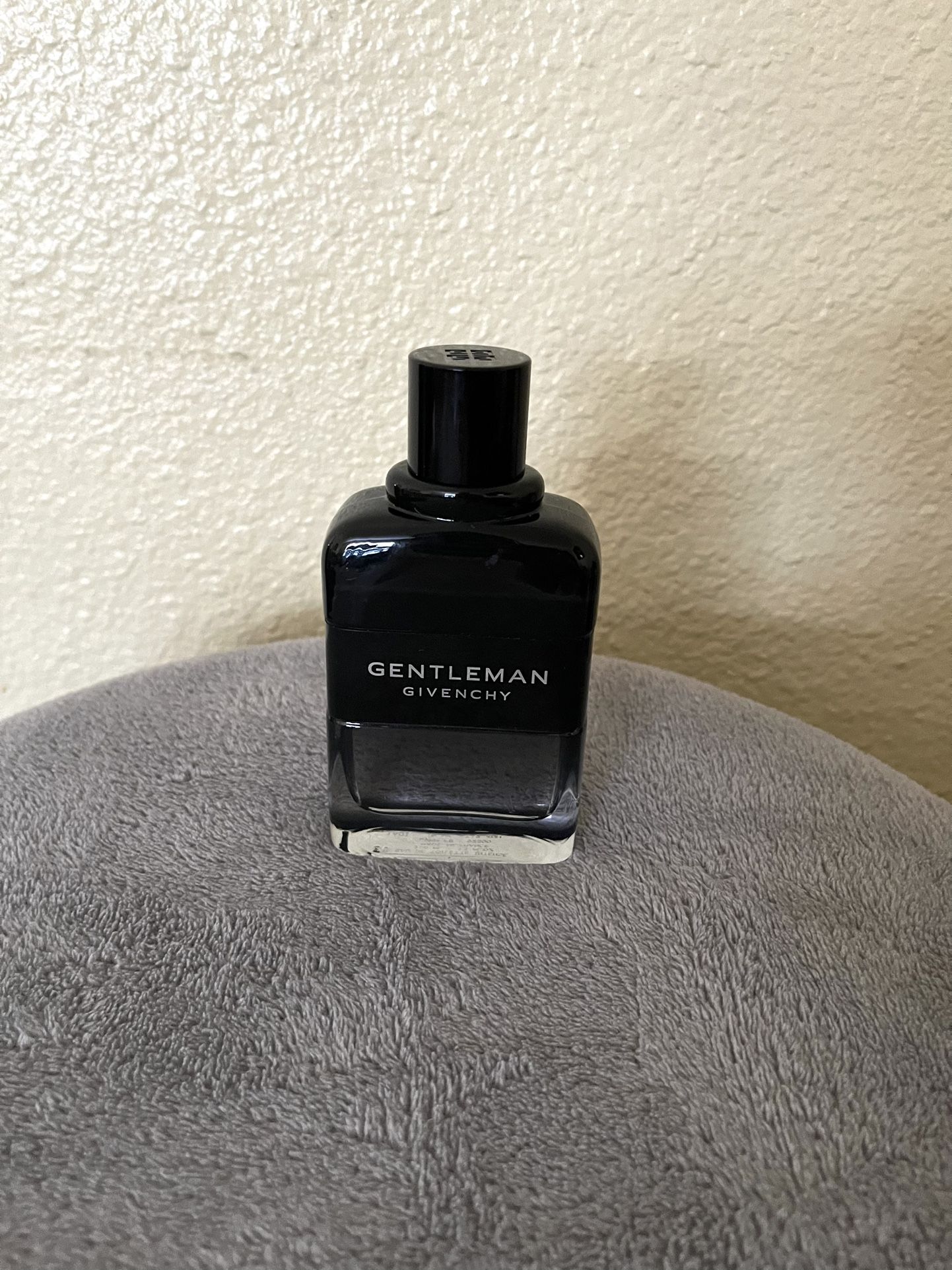 Givenchy Gentleman Eau De Toilette Intense full size. 100 ML - 3.3 FL oz