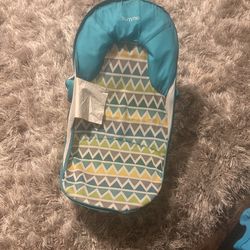 Baby stuff! Bath Chairs, Boy Clothes 0-3 Months, Up To 24 Months , Bassinet, Toys