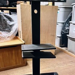 OBO Mountable and adjustable Tv Stand