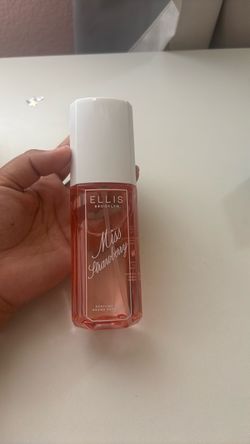 Ellis Brooklyn miss strawberry