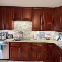 Kitchen Cabinets 