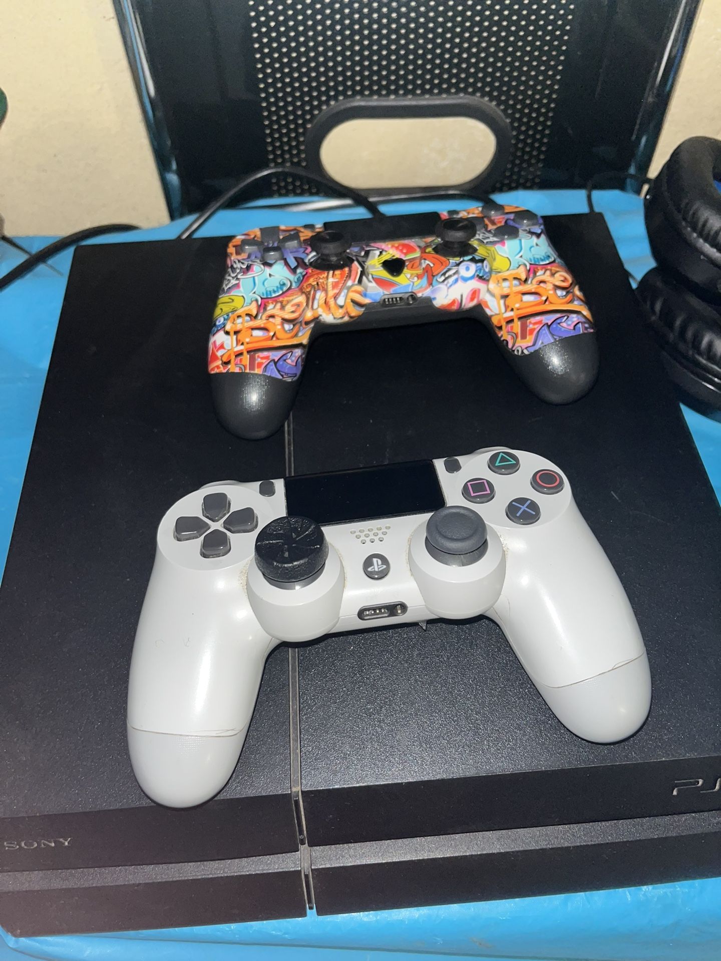 PS4