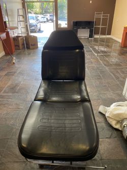 Adjustable massage table for salon - 2x