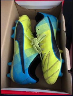 Boys Puma Soccer Cleats