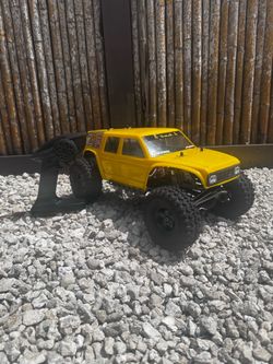Vanquish VS4-10 Phoenix 1/10 RC Crawler