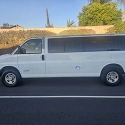 2003 Chevy Express Van 3500 1 Ton