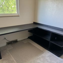 L-Shaped Desk With Power