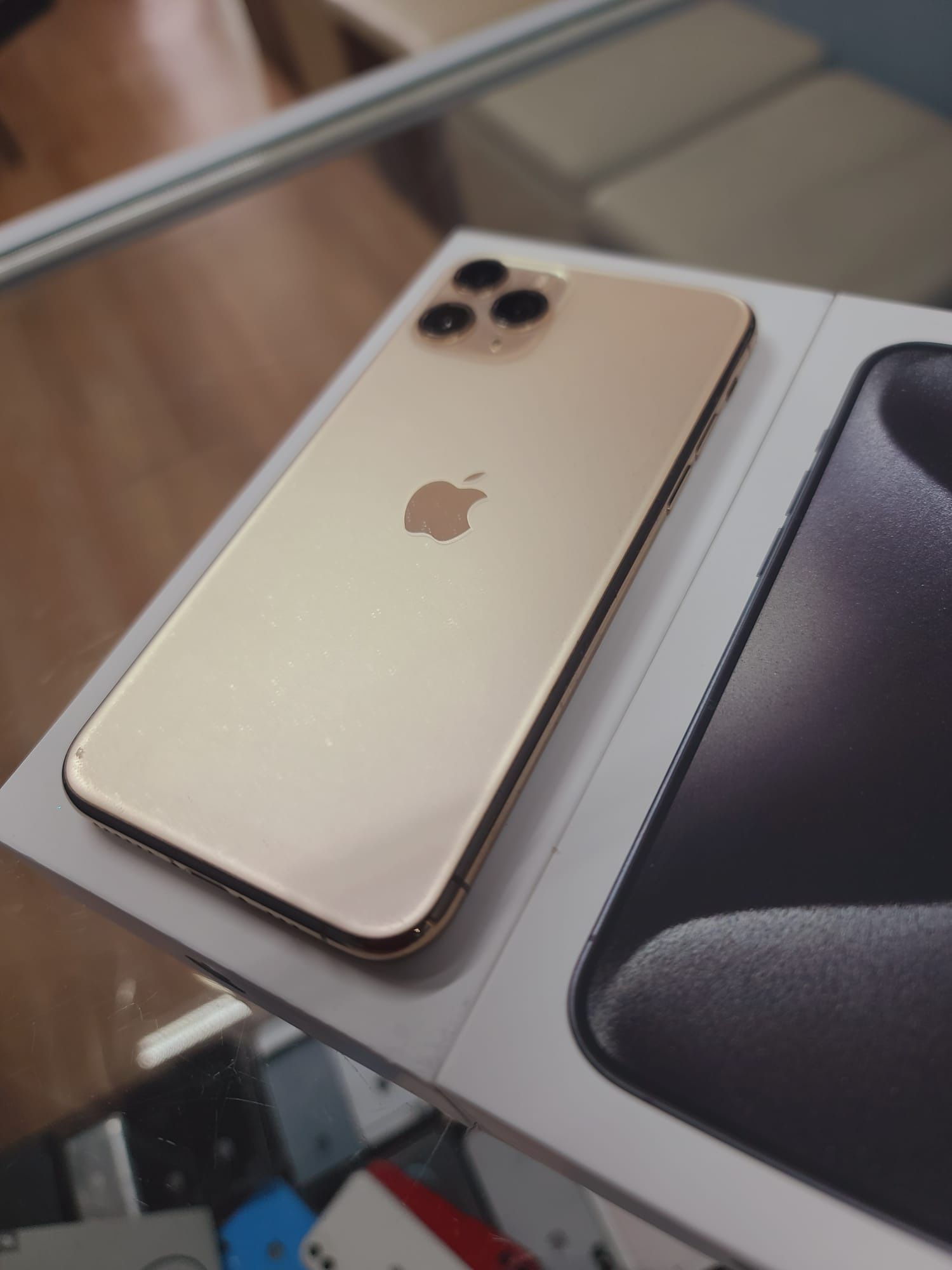 Gold iPhone 12 Pro Max 