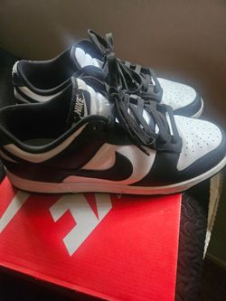 Nike Dunk Low Size 10.5 like new $50