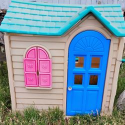 Kids Play House, Girls Bike, Scooters, ChairsFree