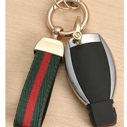 🔥Brand New Keychain Gold & Black Steel Buckle🔥