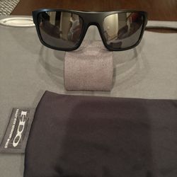 Oakley Sunglasses 