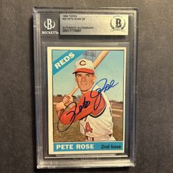 Vintage 1966 Topps #30 Pete Rose signed. Beckett Authenticated Autograph. Negotiable 