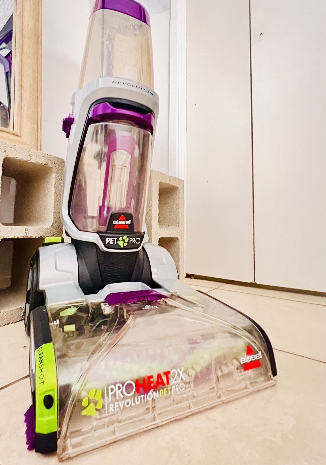 Bissell ProHeat Revolution Carpet Cleaner 