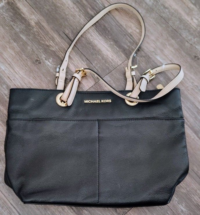 Local  Pickup  Michael Kors Bedford Medium Pebbled Leather Tote