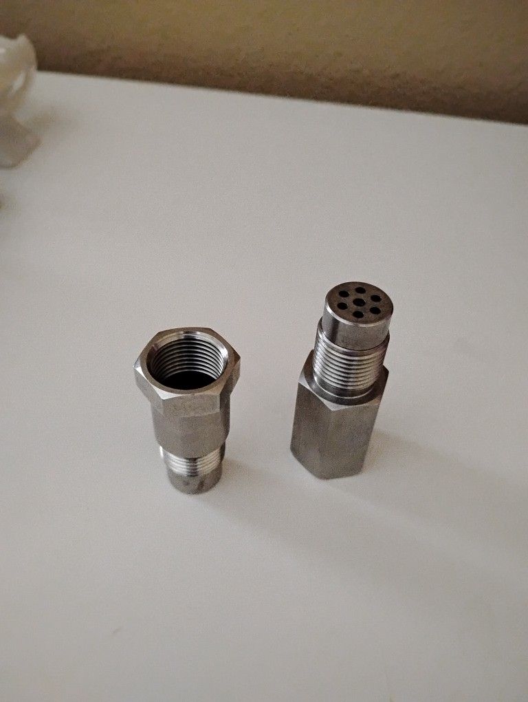 O2 Sensor Defouler Smog Cel Eliminator Oxygen Adapter Spacer