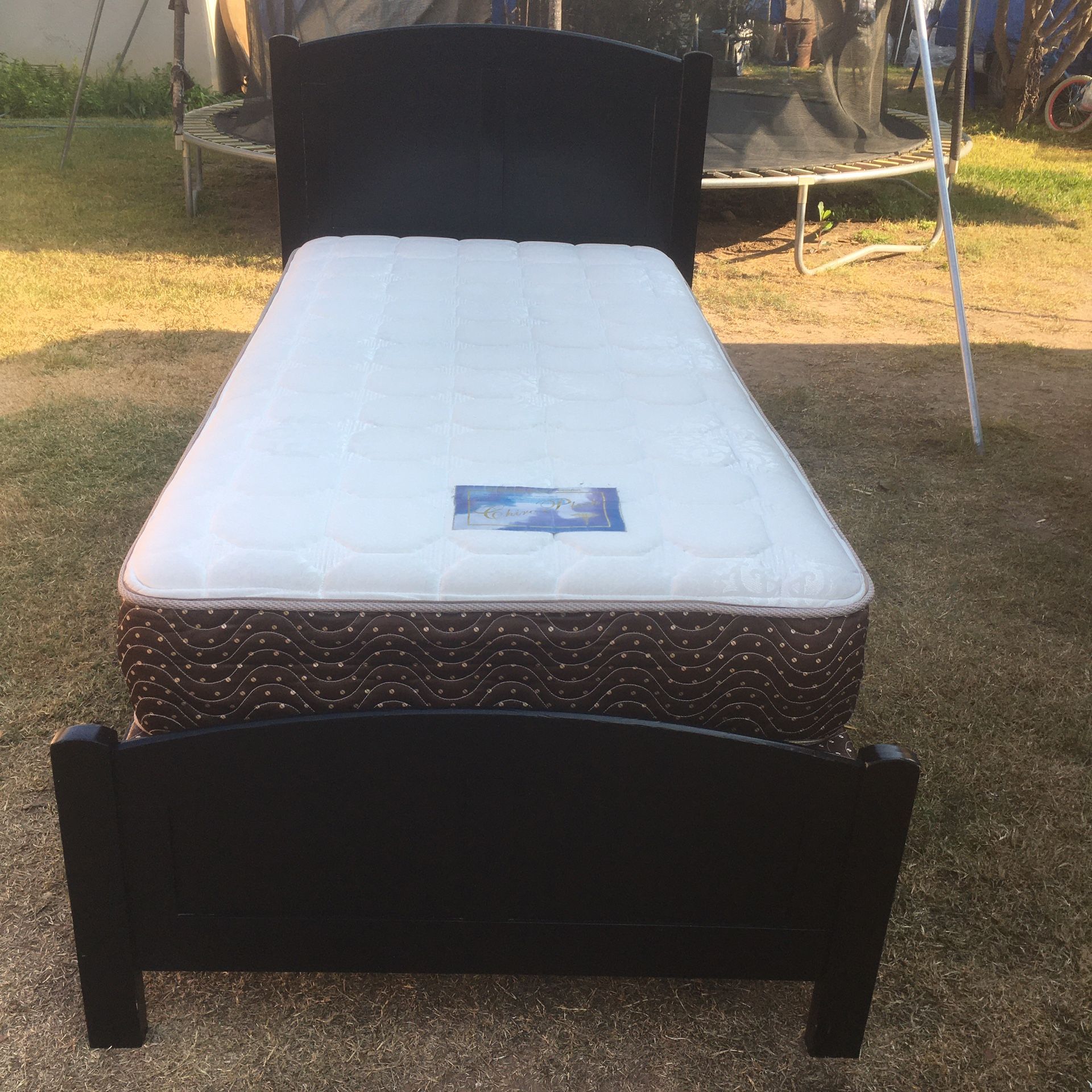 Twin Size Bed Frame With Boxspring And Mattress