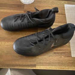 Nike  Cleats