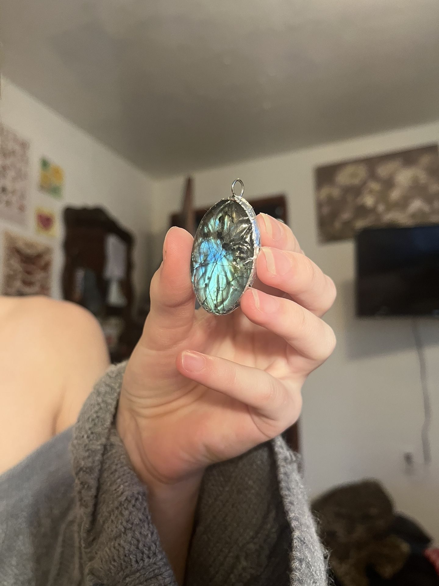 labradorite crystal pendant