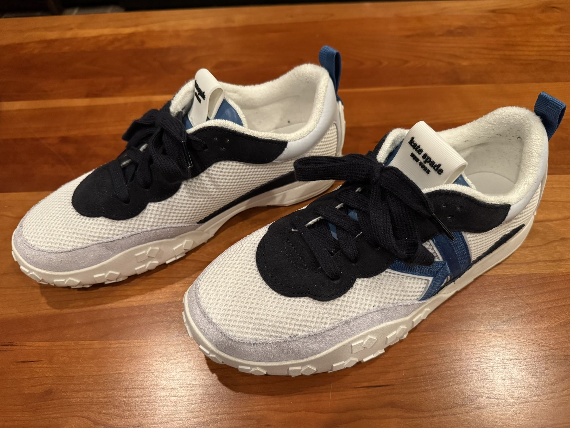 Kate Spade K As in Kate Sneakers Size 11