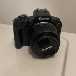 Canon Eos R100