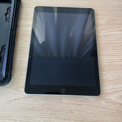 iPad 5gen With Cover 