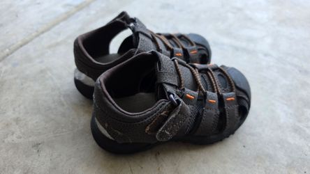 Toddler shoes
