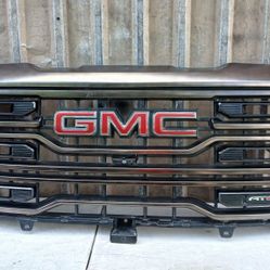 2022-2024 GMC Sierra AT4 Front Grille W/CAMERA OEM 