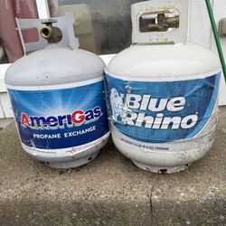 15lb Propane Tanks 