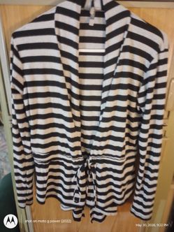 Charlotte russe size large woman's black and grey stripes long sleeve lligjt jacket